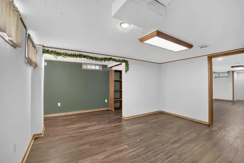 216 Hartman Avenue Waterloo IA 50701