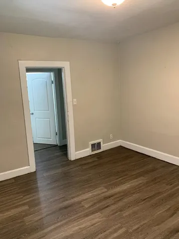 706 W 12th Street Cedar Falls IA 50613