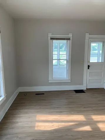706 W 12th Street Cedar Falls IA 50613