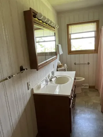 103 SE 4th Street West Union IA 52175