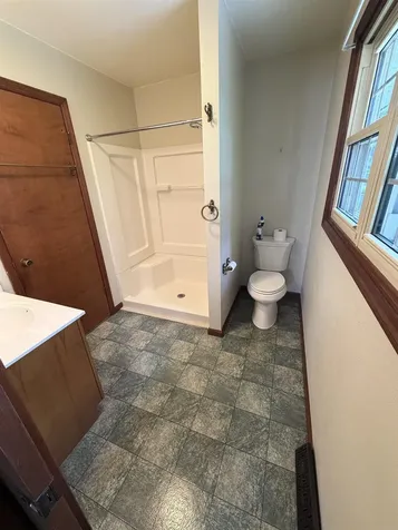 1200 NE 5th Street Independence IA 50644