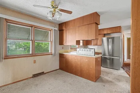 3715 Knoll Ridge Drive Cedar Falls IA 50613