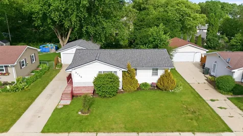3715 Knoll Ridge Drive Cedar Falls IA 50613
