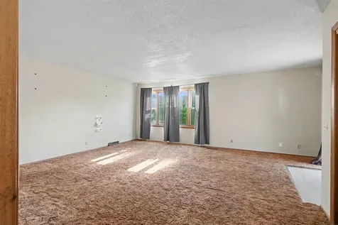 3715 Knoll Ridge Drive Cedar Falls IA 50613