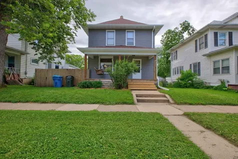 257 Hammond Avenue Waterloo IA 50702