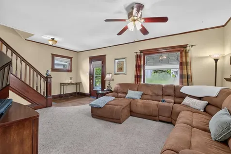 257 Hammond Avenue Waterloo IA 50702