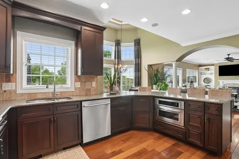 2613 Country Meadow Lane Cedar Falls IA 50613