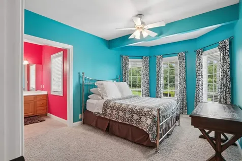 2613 Country Meadow Lane Cedar Falls IA 50613