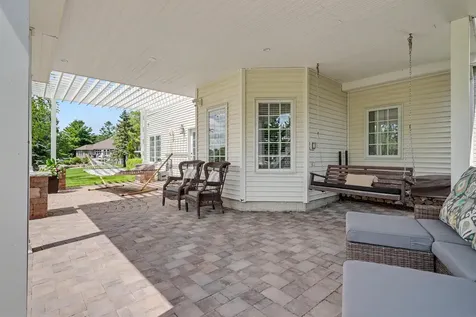 2613 Country Meadow Lane Cedar Falls IA 50613