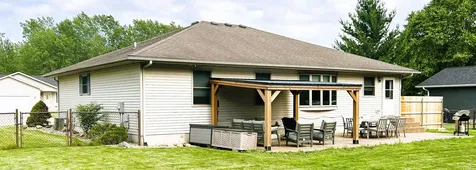 306 Park Avenue Charles City IA 50616