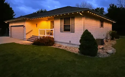 306 Park Avenue Charles City IA 50616
