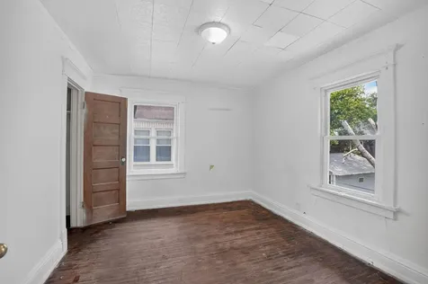 616 Kimball Avenue Waterloo IA 50701