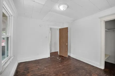 616 Kimball Avenue Waterloo IA 50701