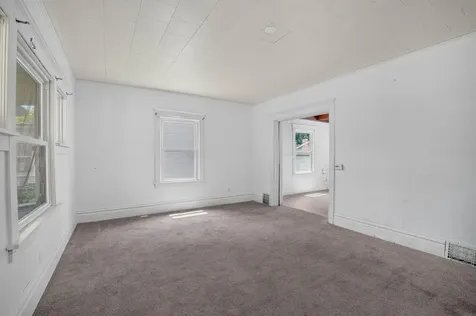 616 Kimball Avenue Waterloo IA 50701