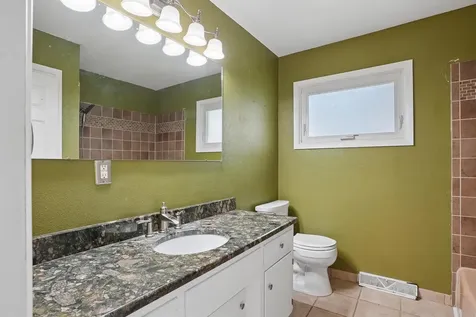 600 Evergreen Avenue Waterloo IA 50701