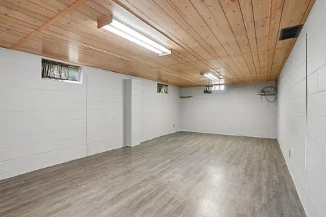 600 Evergreen Avenue Waterloo IA 50701
