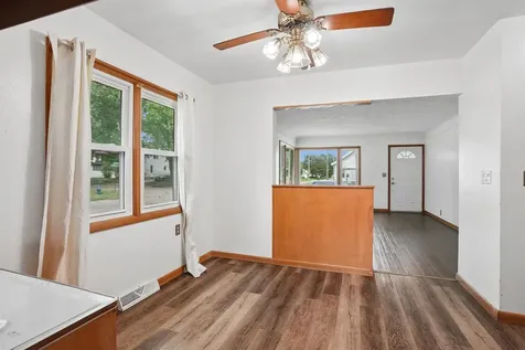 600 Evergreen Avenue Waterloo IA 50701