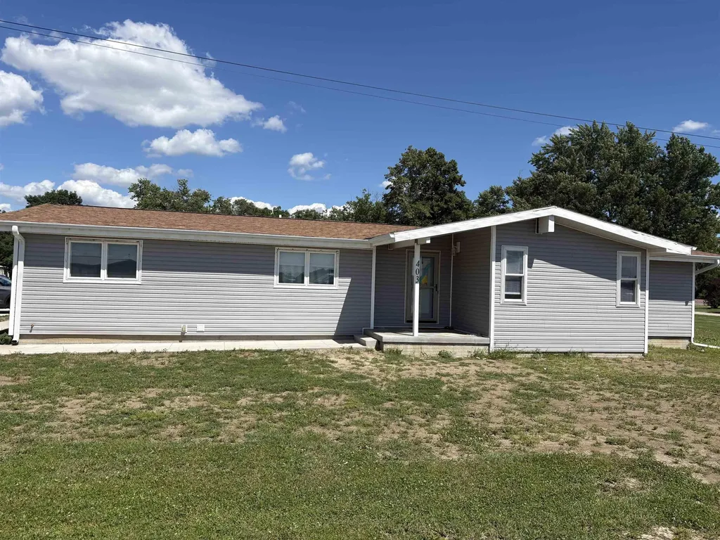 403 Maple Street Janesville IA 50647