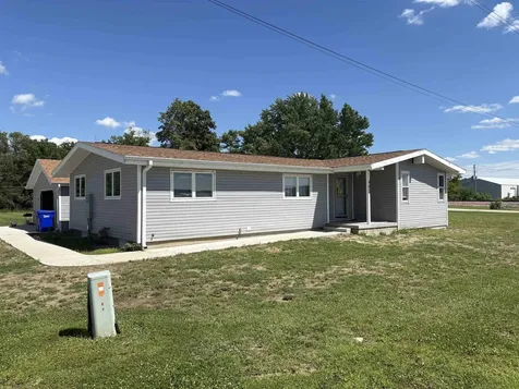 403 Maple Street Janesville IA 50647