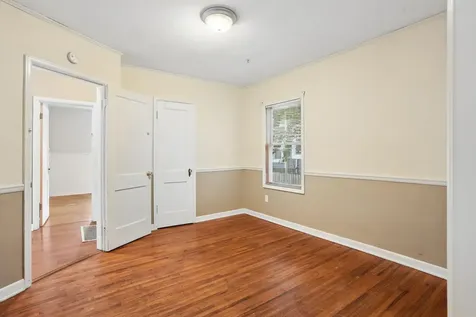 1016 W 2nd Street Cedar Falls IA 50613