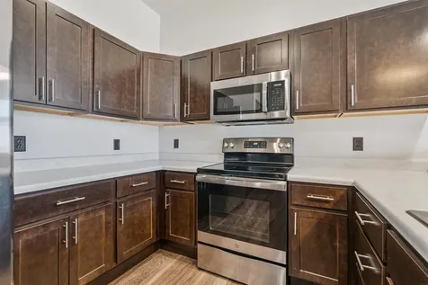 120 Twin Steeples Circle NE #307 Dyersville IA 52040