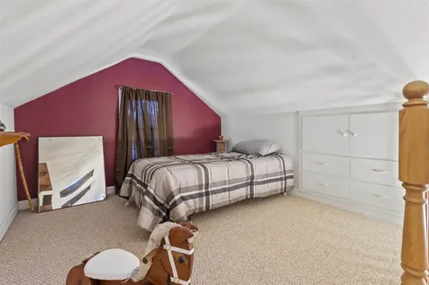 2094 Jamestown Avenue Independence IA 50644