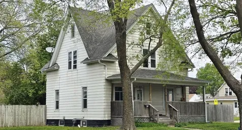 411 4th Avenue Charles City IA 50616