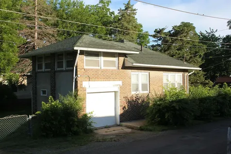 415 W Parker Street Waterloo IA 50703