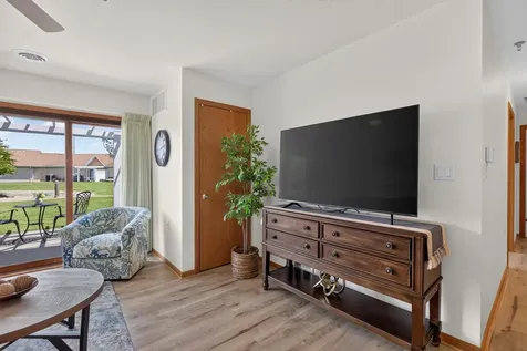 4124 Thresher Court Cedar Falls IA 50613