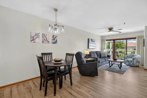4124 Thresher Court Cedar Falls IA 50613