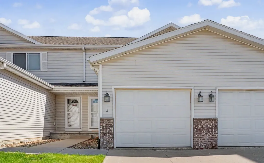 4828 Algonquin Drive Cedar Falls IA 50613