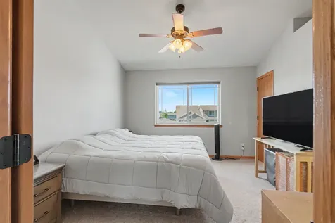 4828 Algonquin Drive Cedar Falls IA 50613