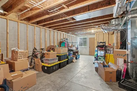 4828 Algonquin Drive Cedar Falls IA 50613
