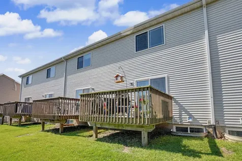 4828 Algonquin Drive Cedar Falls IA 50613
