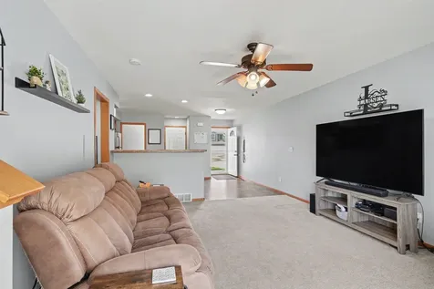 4828 Algonquin Drive Cedar Falls IA 50613
