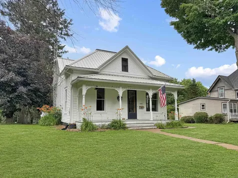 206 Vista Street Traer IA 50675