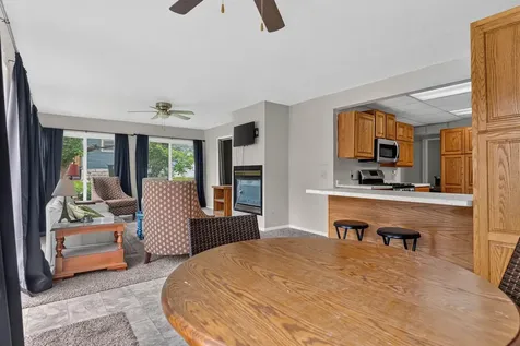 910 Walnut Street Cedar Falls IA 50613
