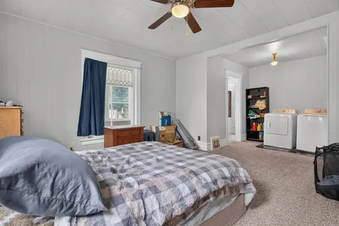 910 Walnut Street Cedar Falls IA 50613