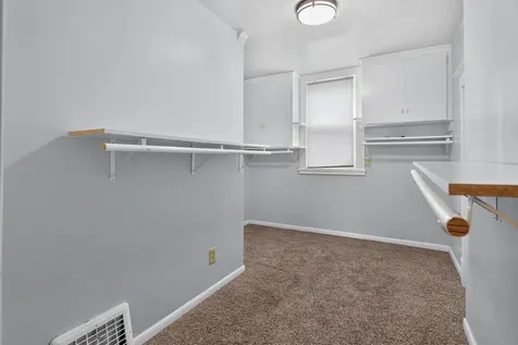 910 Walnut Street Cedar Falls IA 50613