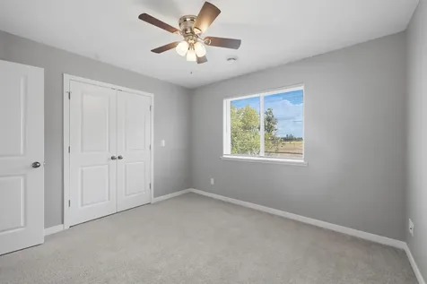4240 Mourning Dove Drive Waterloo IA 50702