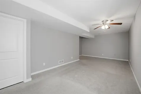 4240 Mourning Dove Drive Waterloo IA 50702