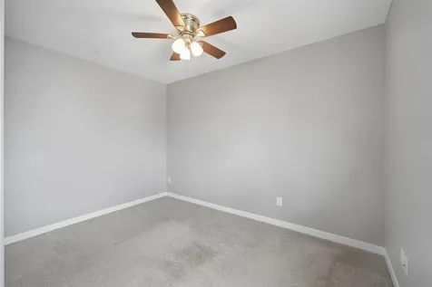 4240 Mourning Dove Drive Waterloo IA 50702