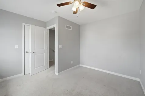 4240 Mourning Dove Drive Waterloo IA 50702