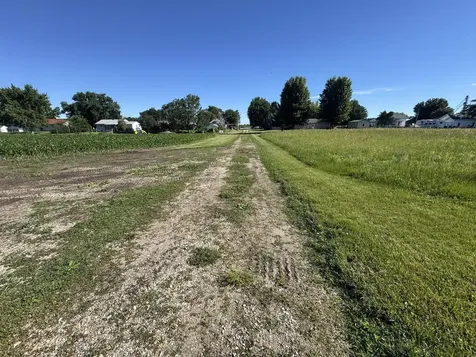 819 A Avenue Sumner IA 50674
