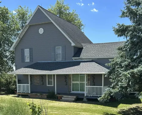 1097 Slater Avenue Aurora IA 50607