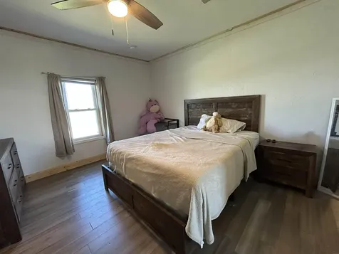 1097 Slater Avenue Aurora IA 50607