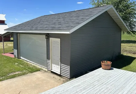 1097 Slater Avenue Aurora IA 50607