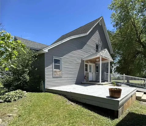 1097 Slater Avenue Aurora IA 50607