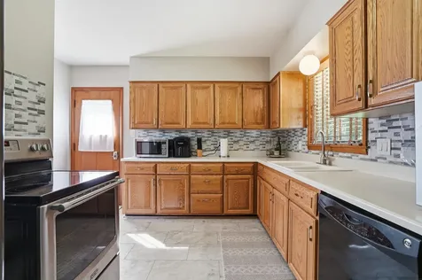 2019 Pleasant Drive Cedar Falls IA 50613