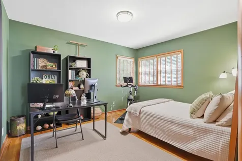 2019 Pleasant Drive Cedar Falls IA 50613